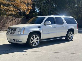 used 2010 cadillac escalade esv base