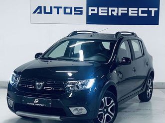 dacia sandero 0.9 15anniversary 22.374 km camera navi bluetooth