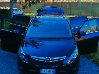 zafira tourer ecom 150cv metano.