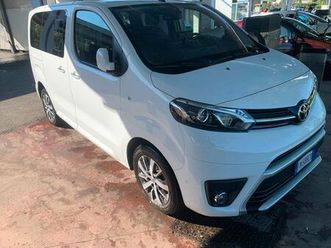 toyota proace proace verso 1.6d luxury 8posti euro6b