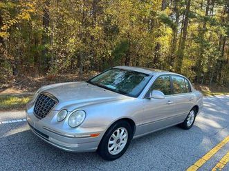 used 2005 kia amanti base 4dr sedan