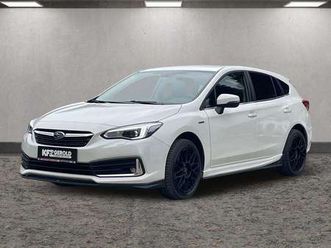 subaru impreza 2,0i e-boxer style navi awd hybrid cvt aut
