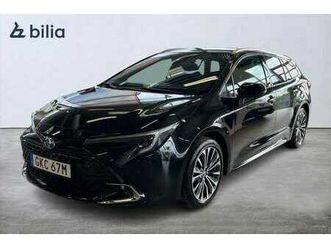 corolla 1,8 hybrid touring sports style