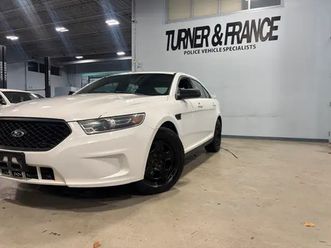 ford taurus police interceptor
