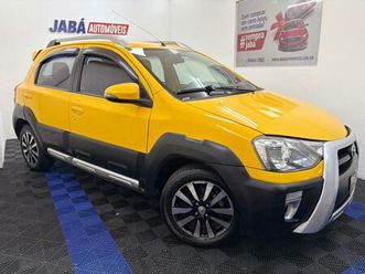 toyota etios cross 1.5 flex 16v 5p mec.
