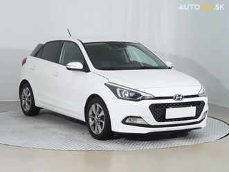 hyundai i20 active 1.4 crdi serv.kniha, tempomat, park. senzory za 6 600 €