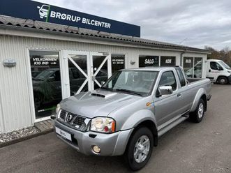nissan np300 2,5 dci 133 king cab comfort+ 4x4