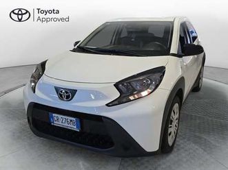 aygo x 1.0 vvt-i 72 cv 5 porte active