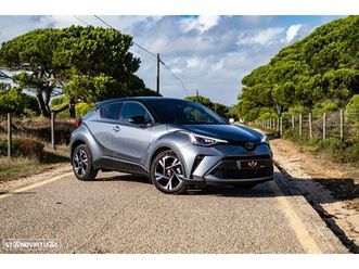 toyota c-hr 1.8 hybrid square collection