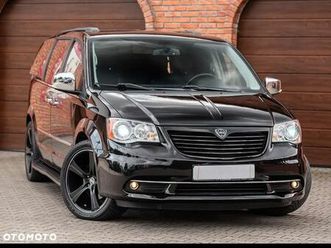 lancia voyager 3.6 platinum euro6