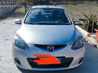 mazda 2 anno 2008
