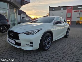 infiniti q30 2.0t sport city black awd 7dct