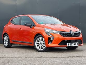 1.6 e-tech full hybrid 145 evolution 5dr auto