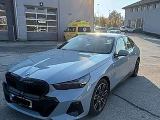 bmw serija 5: 530e xdrive at