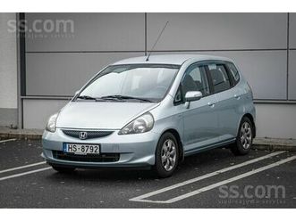 honda jazz, cena 1 995 €. honda jazz 1.4 benzīns 61kw, mehānika. пока citu savas stūre; - - sludinājumi