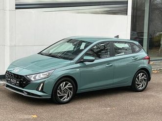 hyundai i20 1.0t dct 48v navi kamera tempomat
