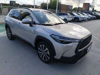 corolla cross 1.8 hybrid 140cv trend fulled navi rcam pdc adas