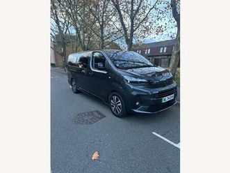 75kwh allure long mpv auto lwb 5dr (8 seat, 7.4kw charger)