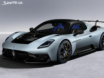 maserati mc20 gt2 stradale 640hp