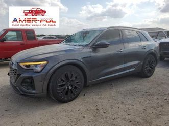 audi q8 e-tron prestige quattro, od ubezpieczalni elektryczny 355km