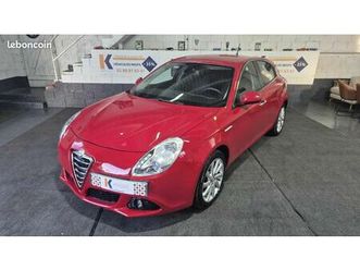 très belle alfa roméo giulietta 1.4 turbo 120 cv