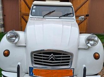 voiture citroen 2cv cocorico