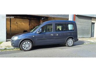 combo 1.4 l 90 cv chaine de distribution climatisation 80570 km premiere main