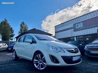 opel corsa 1.2i 85 ch chaine de distri / clim radars bluetooth / ct ok