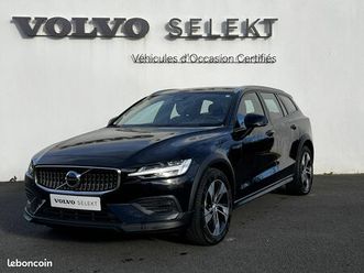 volvo volvo v60 b4 awd 197 ch geartronic 8 cross country plus cross country plus