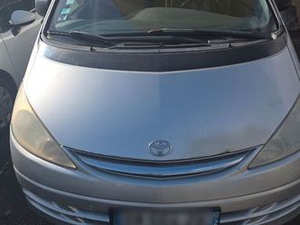 toyota-previa-automatique