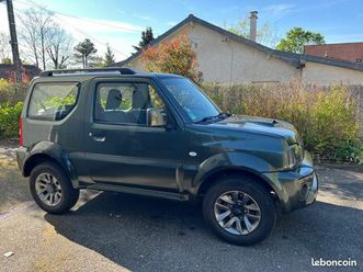 jimny suzuki 4*4 kaki