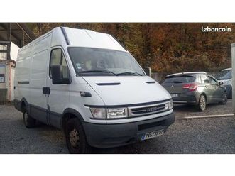 iveco daily iii h2 l3 95 cv , 2.3 l, 35 s 10 , peinture neuve, 33800 kms garanti , une seule fois immatriculé attelage, pneus neufs, sellerie superbe, climatisa