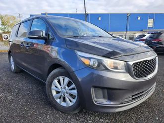 2017 kia sedona 8 passager garantie 1 ans