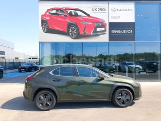 lexus ux 2.0 300h ux plus