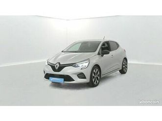 renault clio v societe e-tech full hybrid 145 evolution reversible