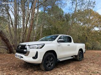 toyota hilux rc 2.4 150 d4d bva 4x4 legende x tra cabine
