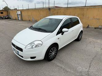 fiat grande punto 1.3multijet ok neopatentati