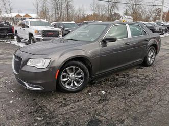 2018 chrysler 300 touring