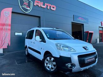 peugeot partner tepee 1.6 hdi 110ch outdoor 5 places ( kit distribution neuf )