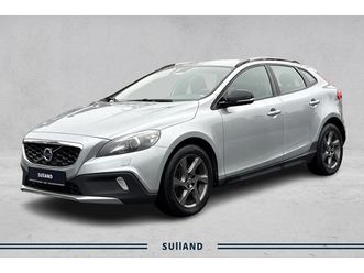 sulland fører 14 bilmerker. vi selger bruktbil med garanti. våre bilverksteder tilbyr service, eu-kontroll, reparasjon av bilglass, lakkering, m.m.