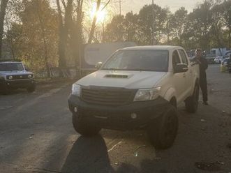 vendo toyota hilux