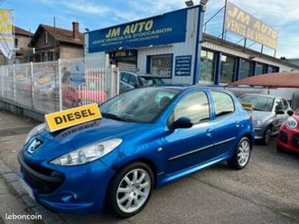 a saisir 206 + 1.4 hdi 135.500kms clim 5 portes possibilité garantie 12 / 24 / 36 mois