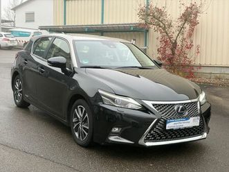 lexus ct 200h launch edition..1 jahr garan