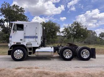 1985 freightliner flt 8664t