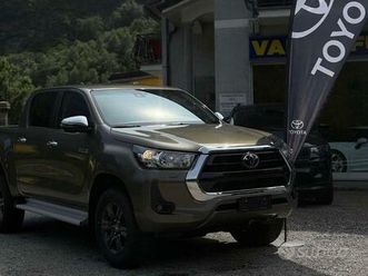 toyota hilux 2.8 d-4d a/t 4wd 48v 4 porte double c
