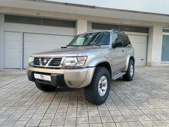 NISSAN PATROL Y61