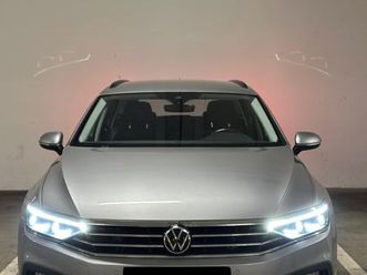vw passat variant 2,0 tdi automatik *matrix*mrtvi kut*kamera*masaža*, 2021 god.