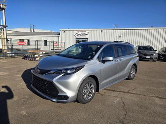 new 2025 toyota sienna sienna le fwd 8-pass