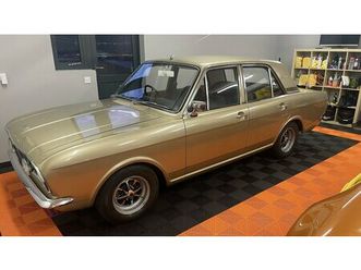 1970 ford cortina or manuel, 4 vitesses conduite à droite...