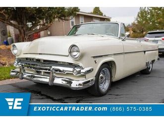 1954 ford crestline